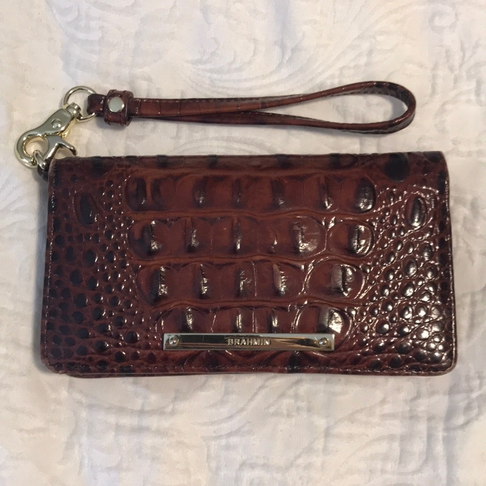 Brahmin wallet